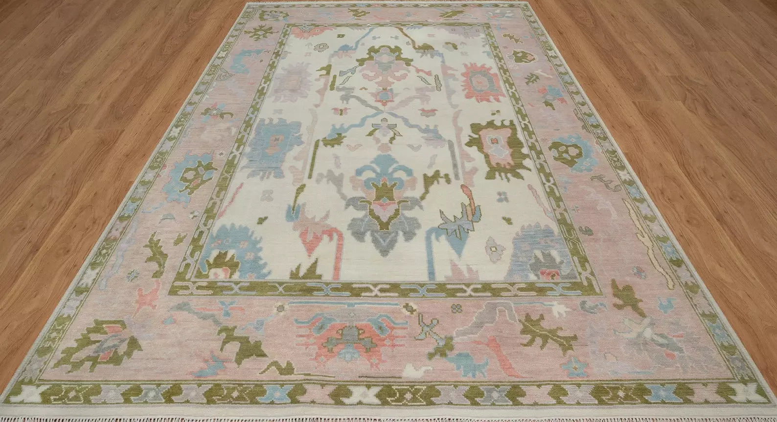 Eon Hand Knotted Carpet & Rugs