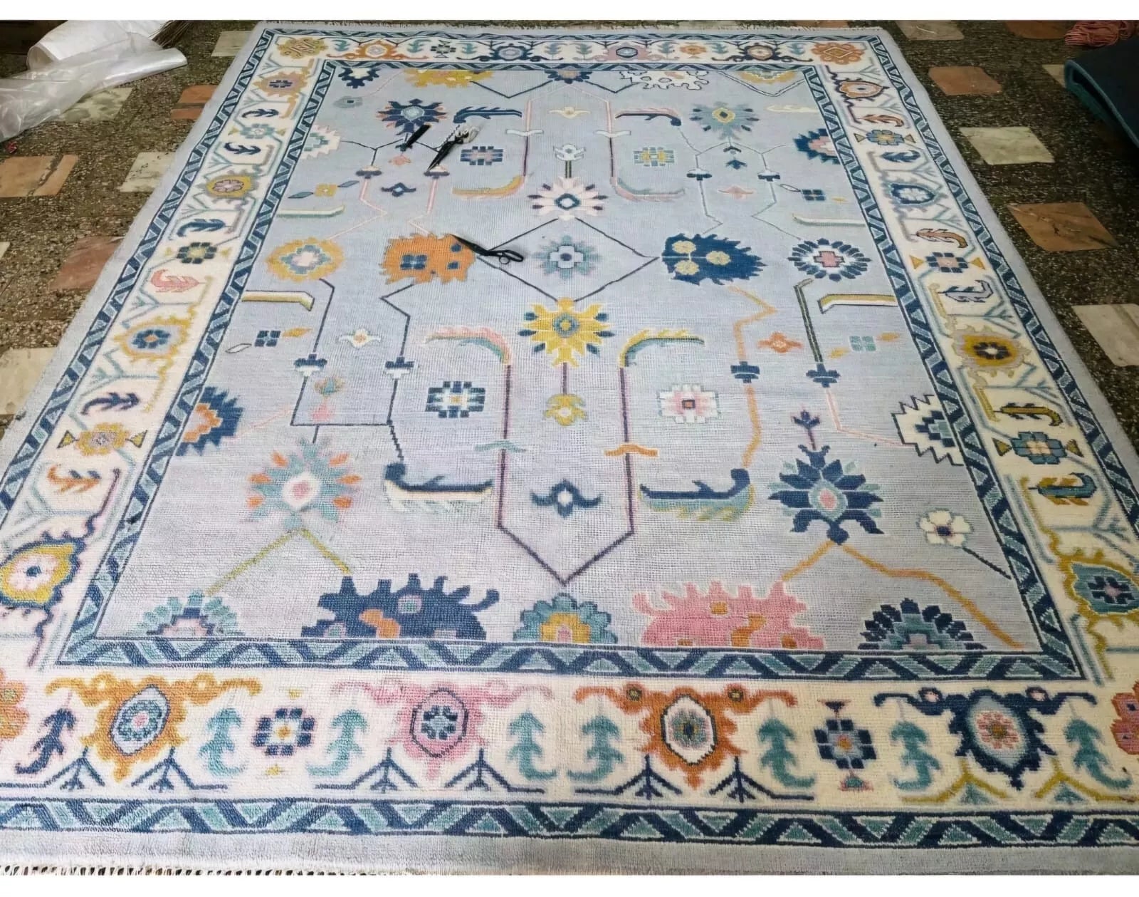 Empyrean Hand Knotted Carpet & Rugs