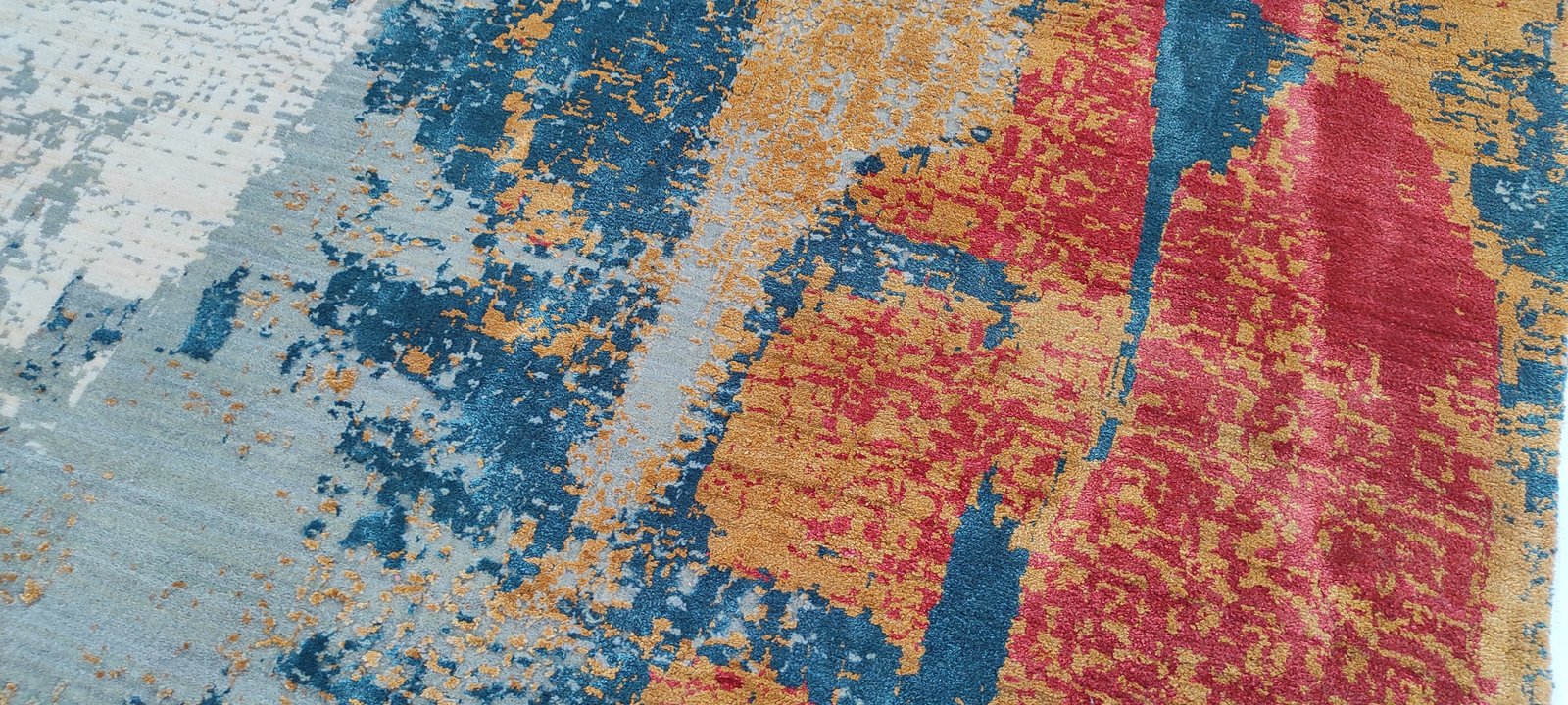 Infinty Hand Knotted Carpet & Rugs